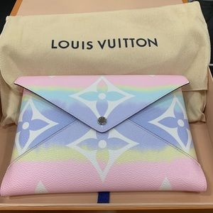 💕 BRAND NEW 💕 LV ESCALE KIRIGAMI (LARGE POUCH)